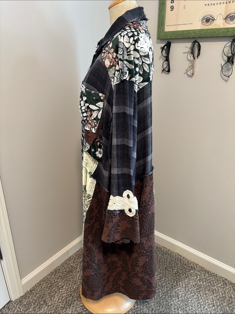 Long multi fabric shacket - Picture 3 of 8